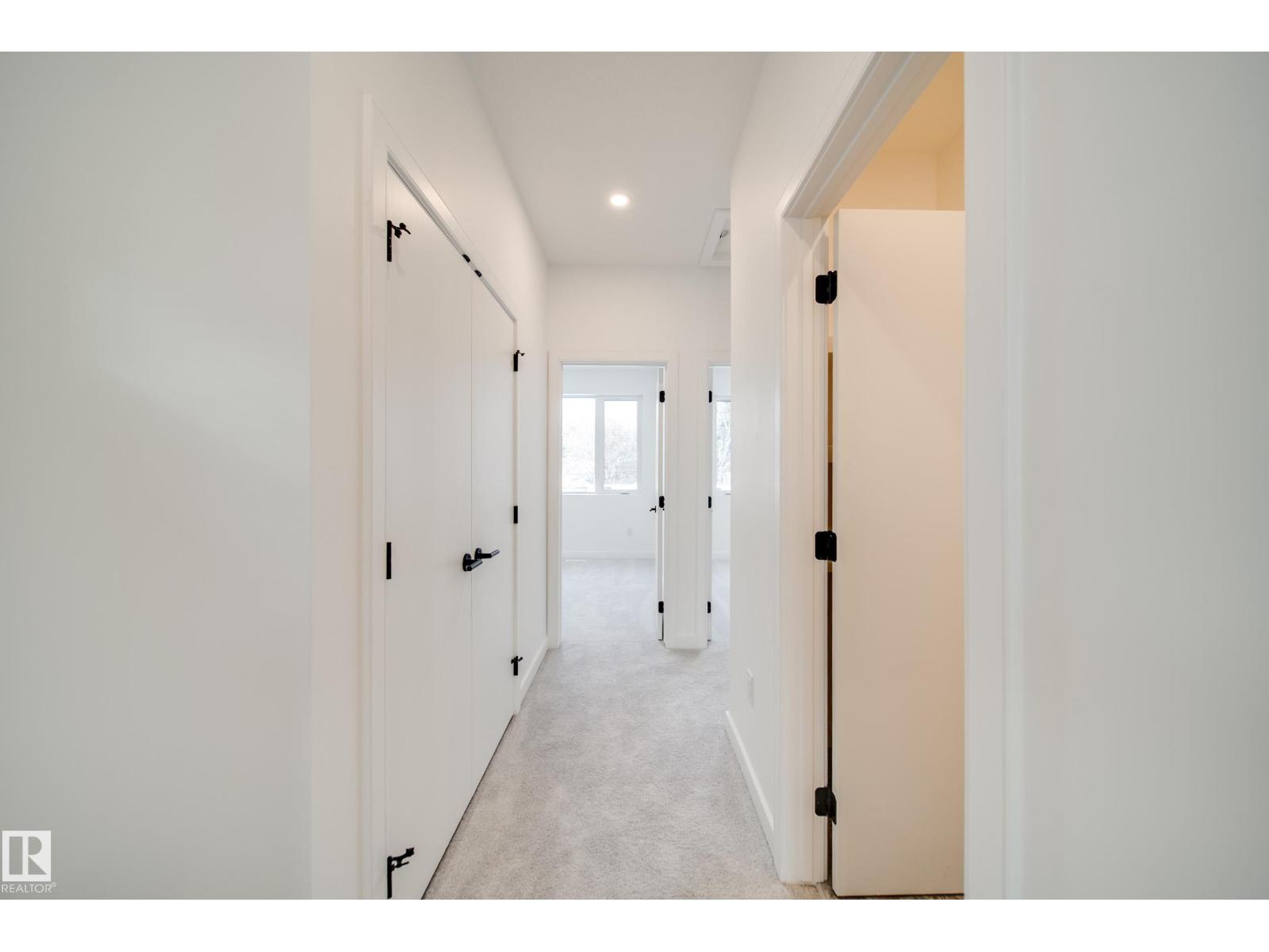 7540 80 AV NW, Edmonton