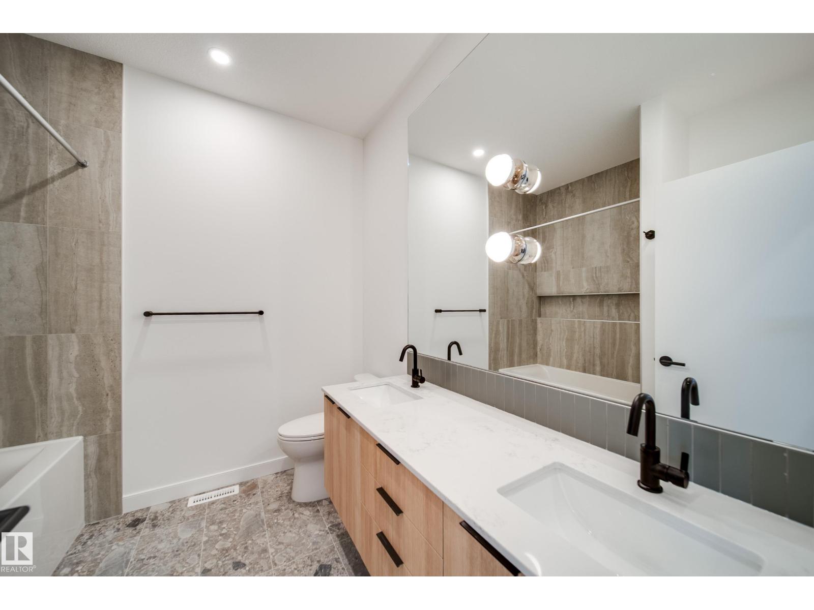 7540 80 AV NW, Edmonton