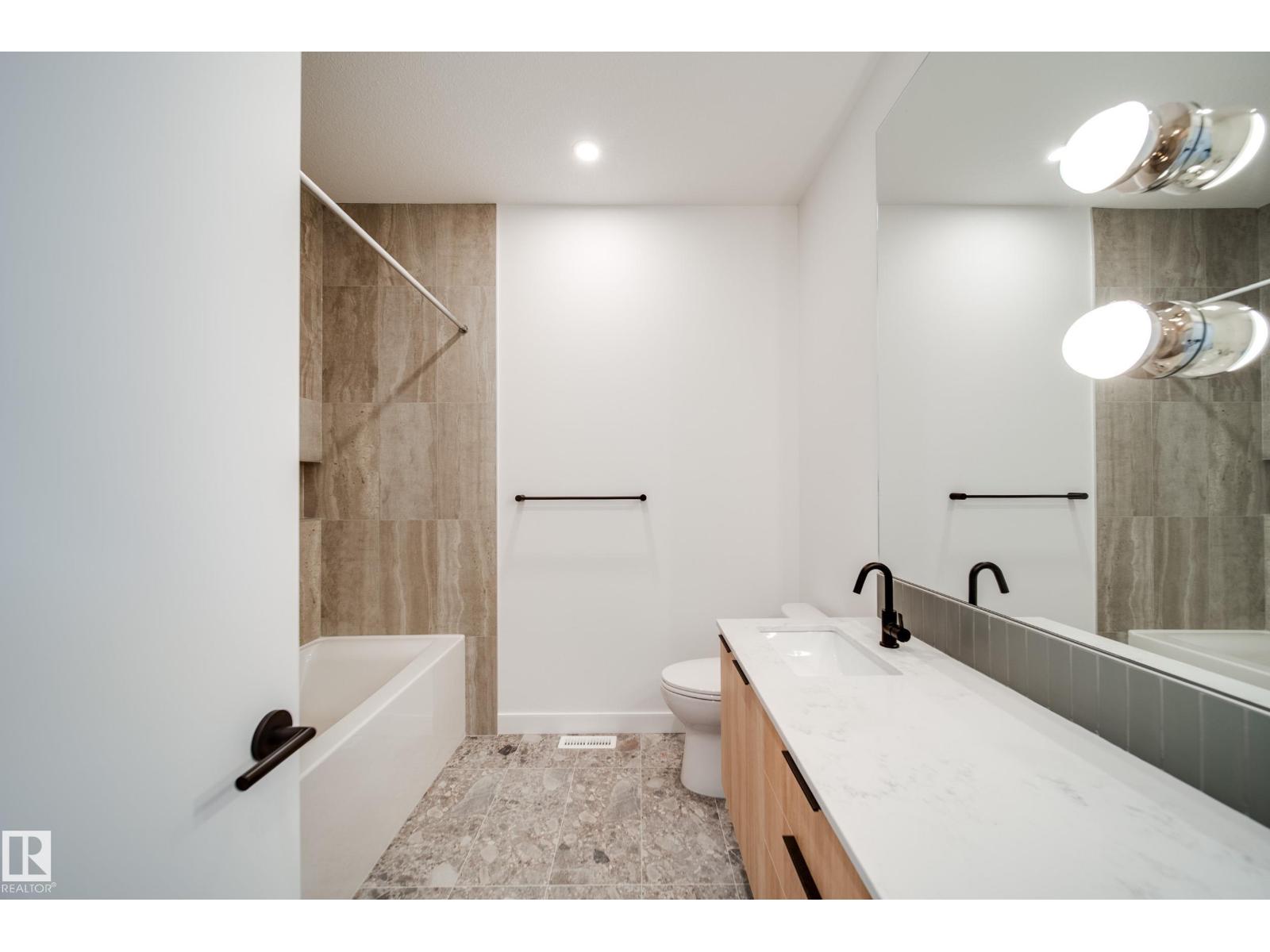 7540 80 AV NW, Edmonton