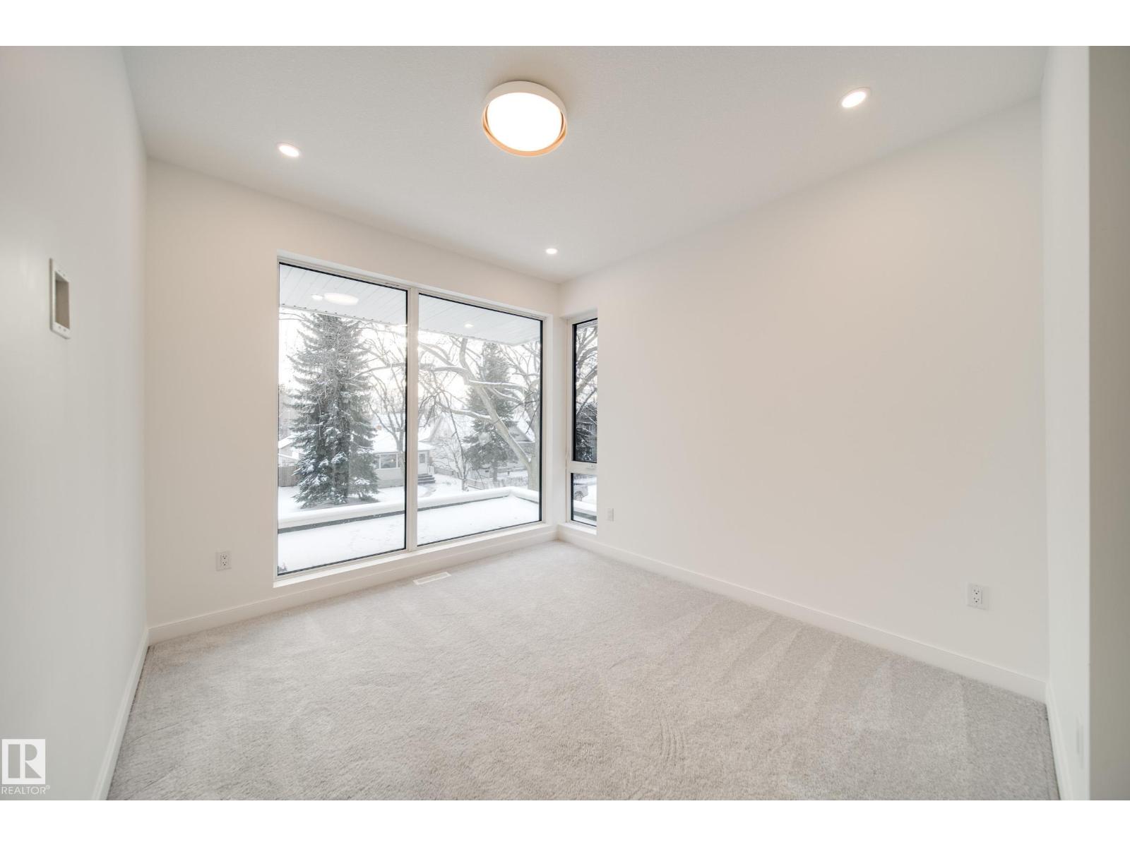 7540 80 AV NW, Edmonton