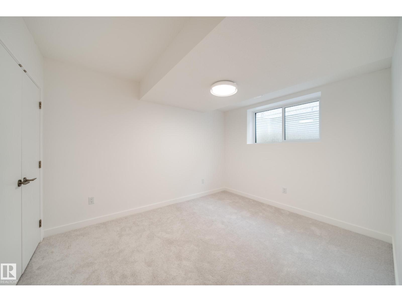 7540 80 AV NW, Edmonton