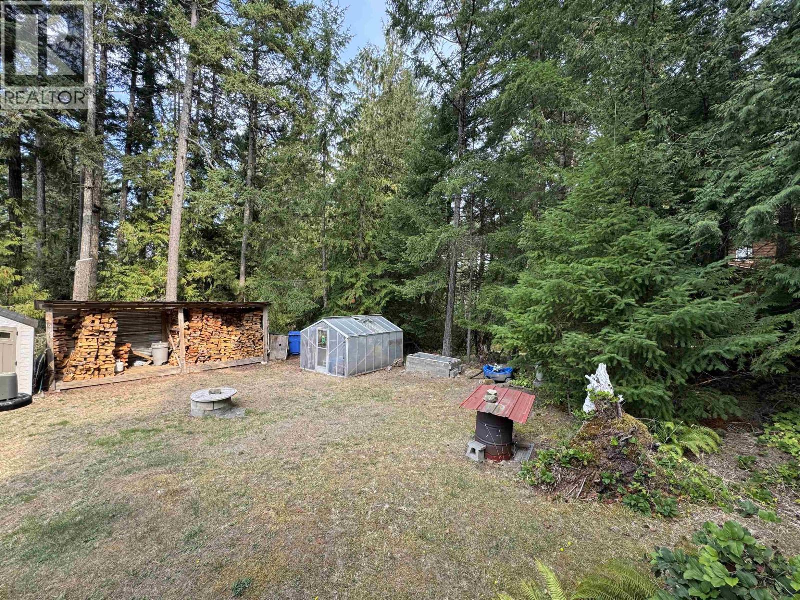 714 CHARTER ROAD, Mayne Island