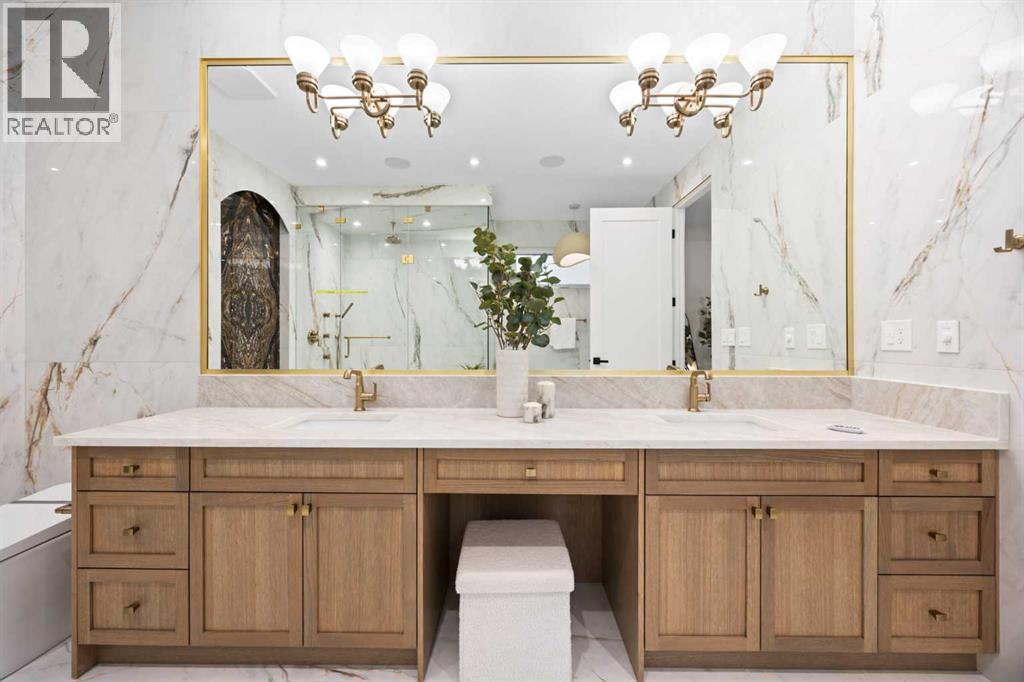 Single Family House for Sale in  Varsity Estates Road NW Varsity Calgary 