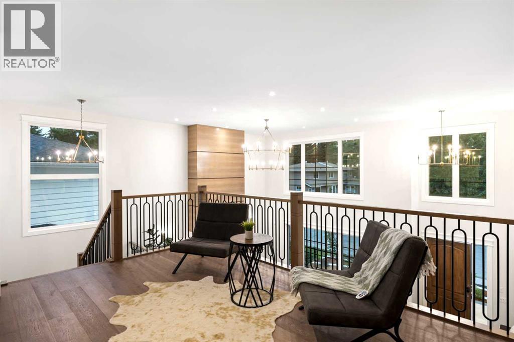 Single Family House for Sale in  Varsity Estates Road NW Varsity Calgary 