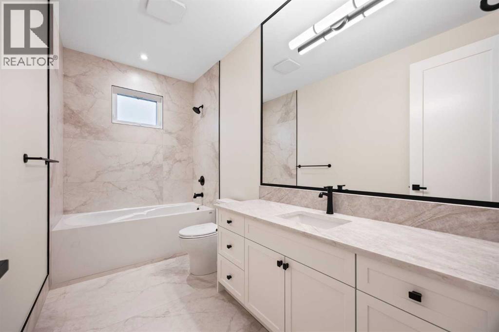 Single Family House for Sale in  Varsity Estates Road NW Varsity Calgary 