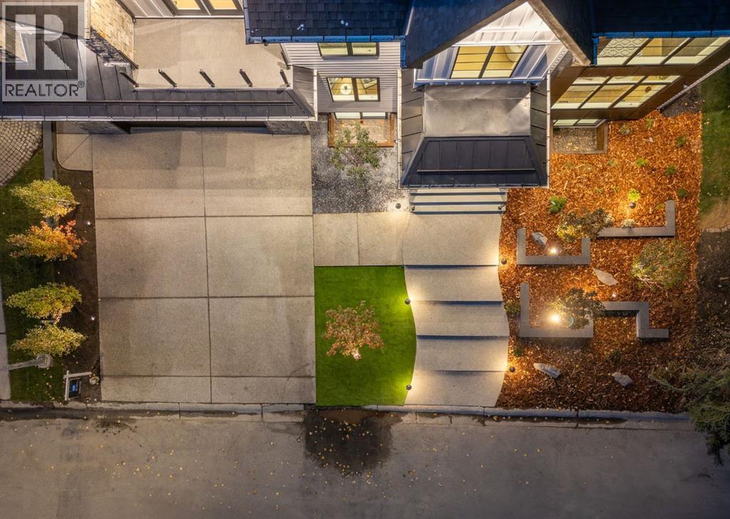 Single Family House for Sale in  Varsity Estates Crescent NW Varsity Calgary 