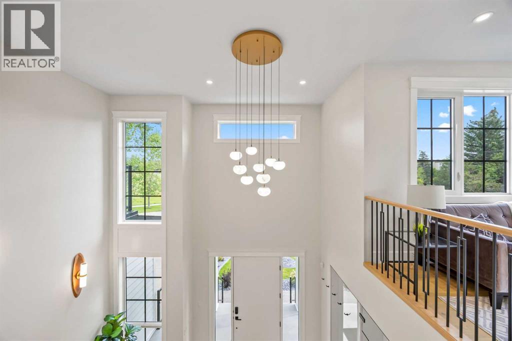 Single Family House for Sale in  Vardana Place NW Varsity Calgary 