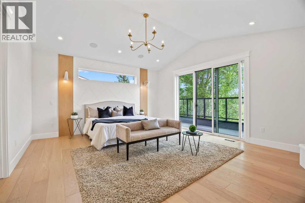 Single Family House for Sale in  Vardana Place NW Varsity Calgary 