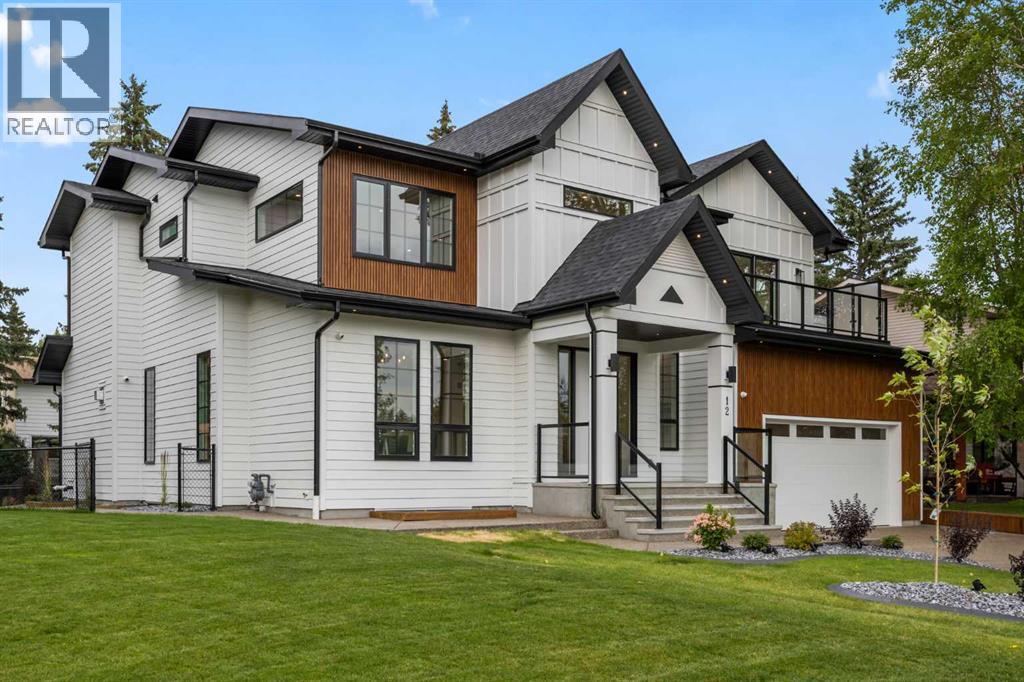 12 Vardana Place NW, Calgary, Alberta