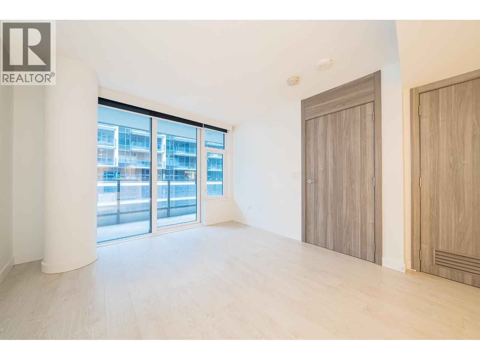 #582-8608 HAZELBRIDGE Way, Richmond