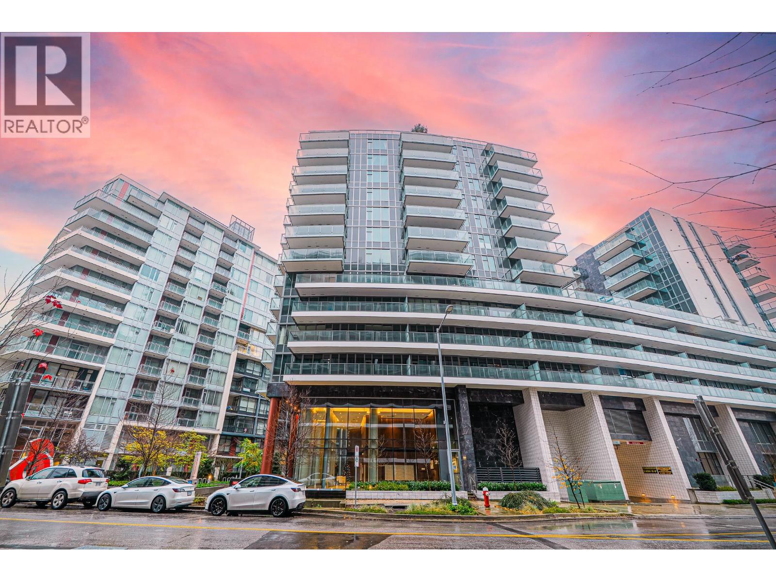 #582-8608 HAZELBRIDGE Way, Richmond