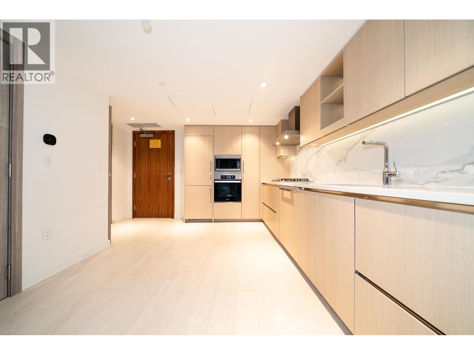 #582-8608 HAZELBRIDGE Way, Richmond