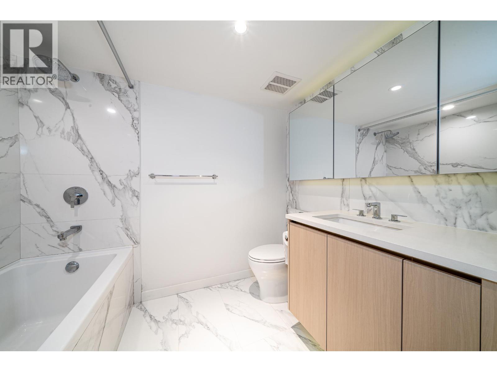 #582-8608 HAZELBRIDGE Way, Richmond