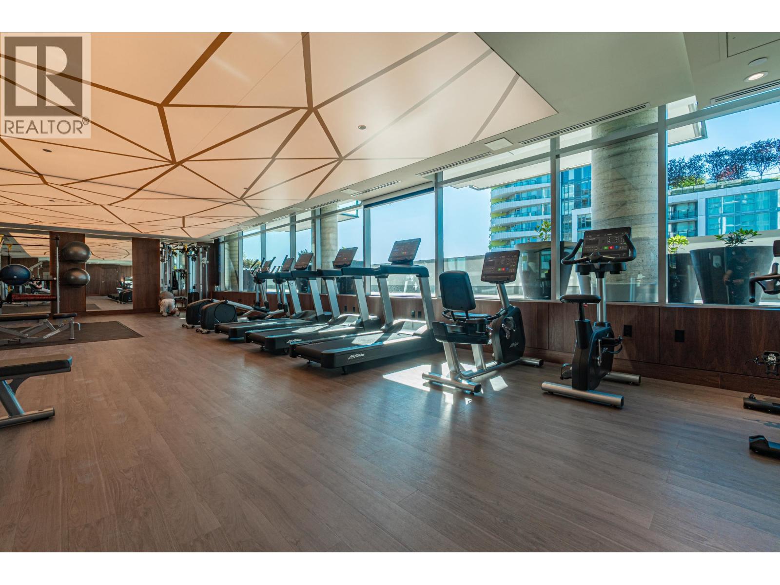 #582-8608 HAZELBRIDGE Way, Richmond