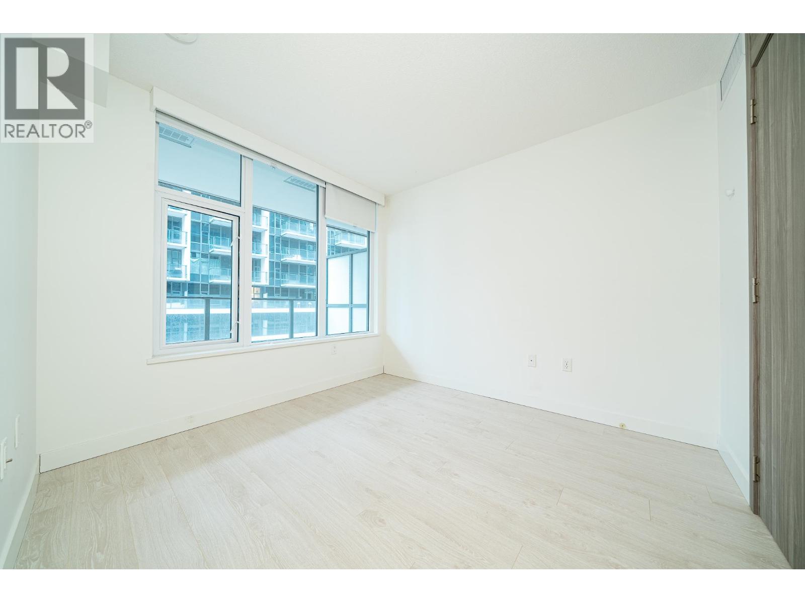 #582-8608 HAZELBRIDGE Way, Richmond