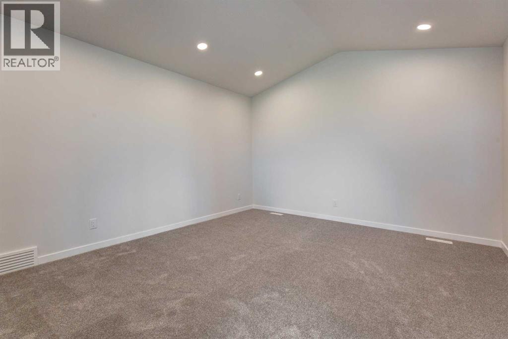 Single Family House for Sale in  Silver Spruce Road SW Silverado Calgary 