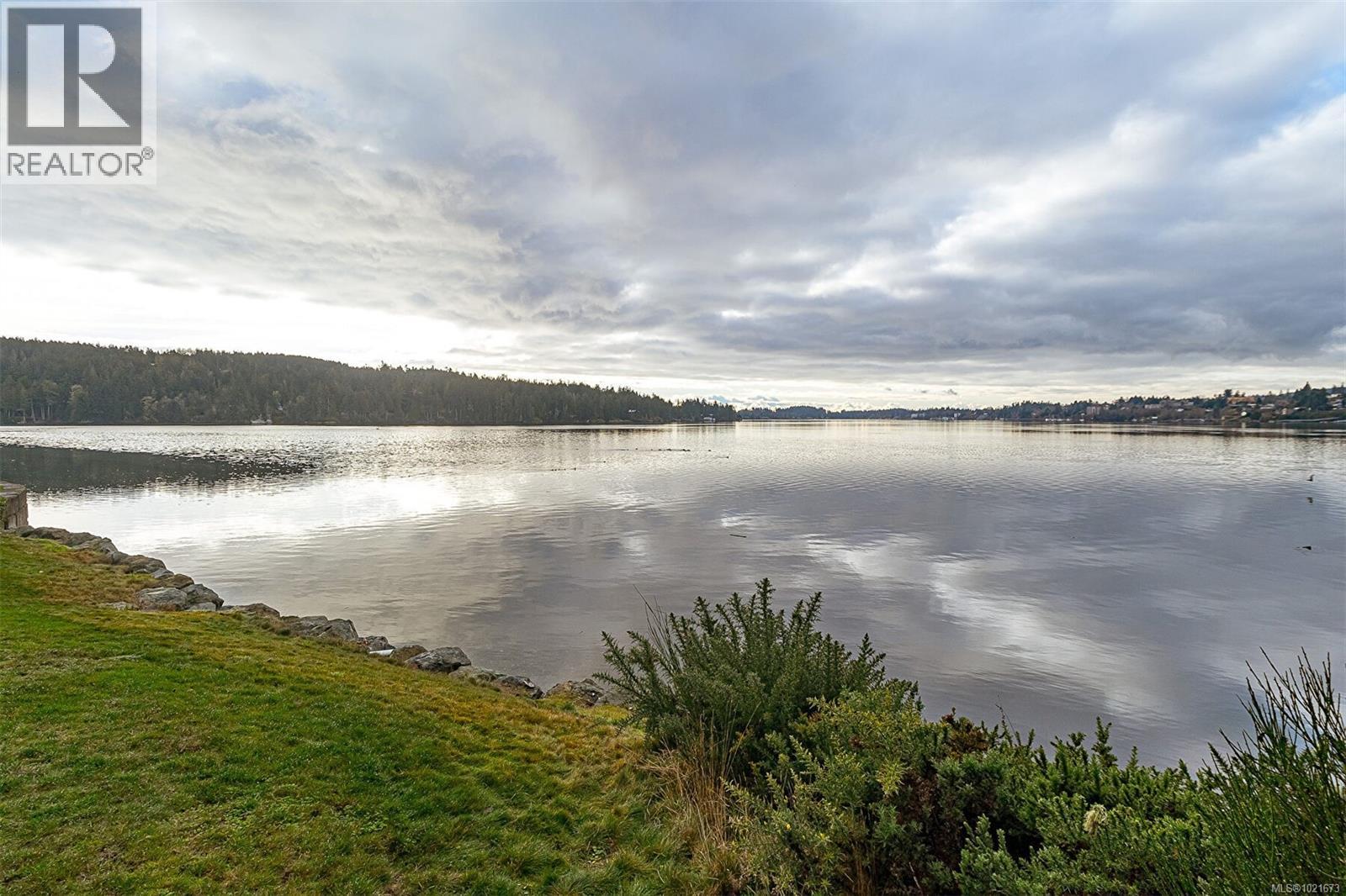 1996 Glenidle Rd, Sooke