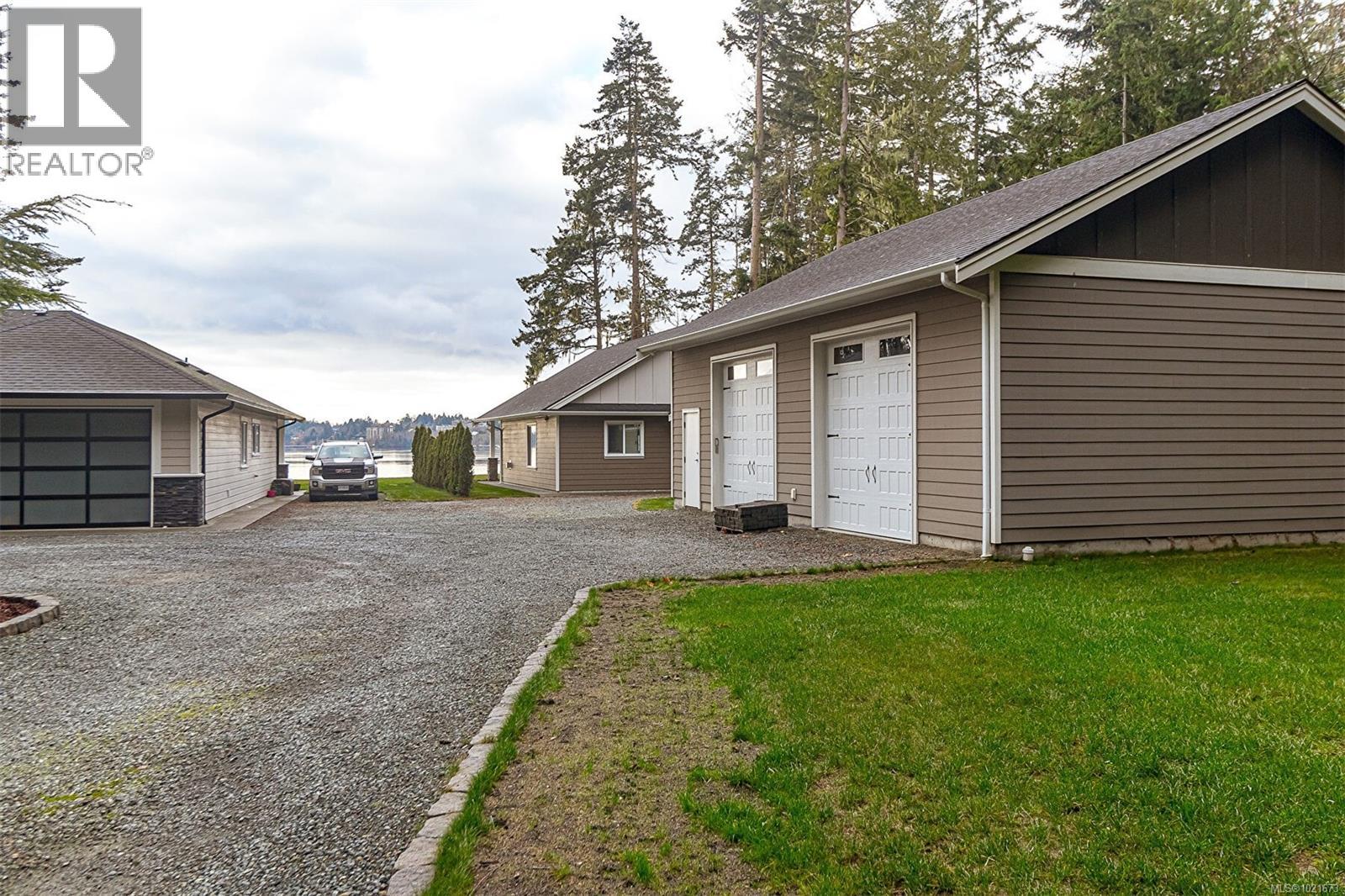 1996 Glenidle Rd, Sooke