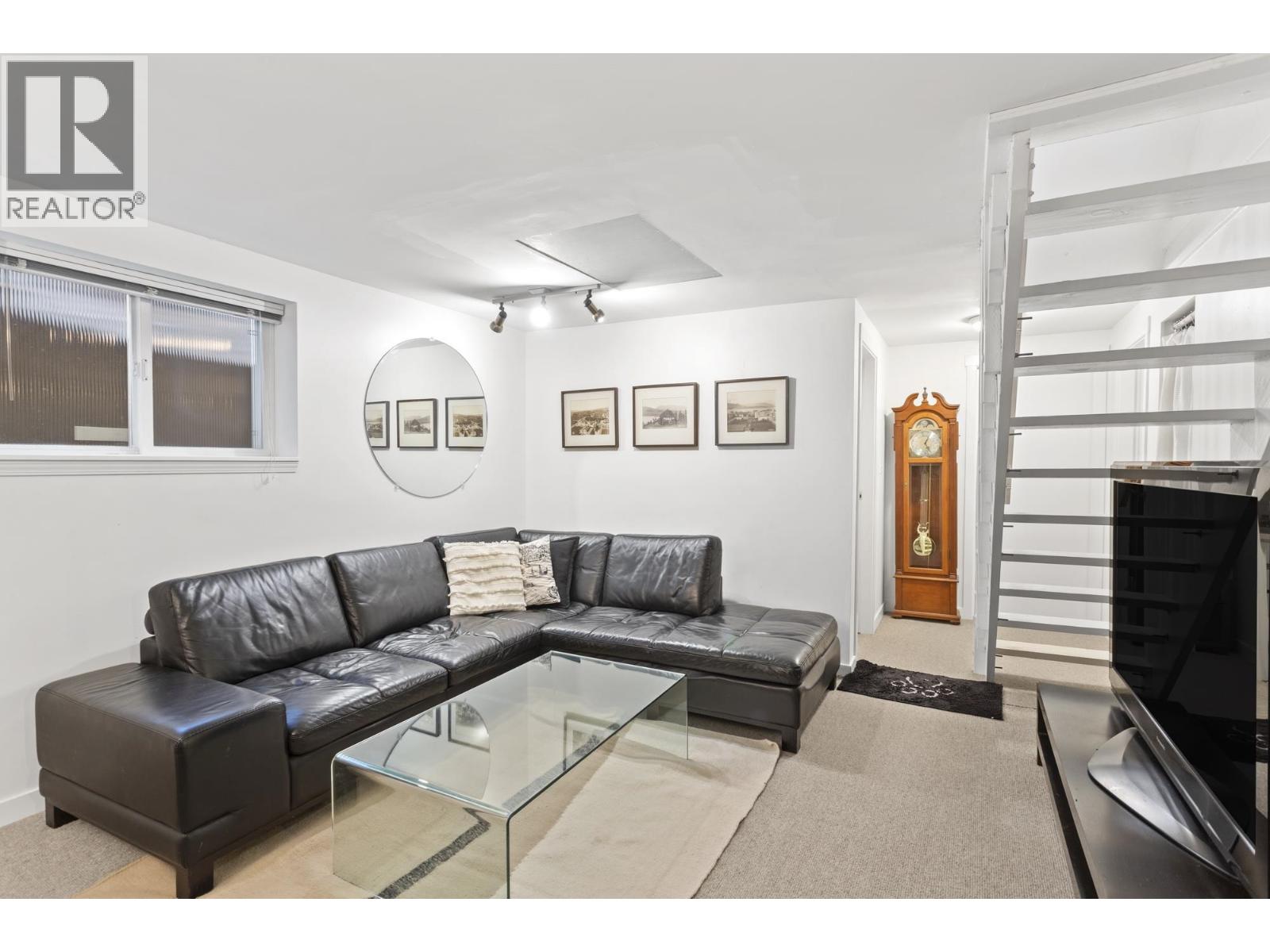 3716 W 30TH AVENUE, Vancouver