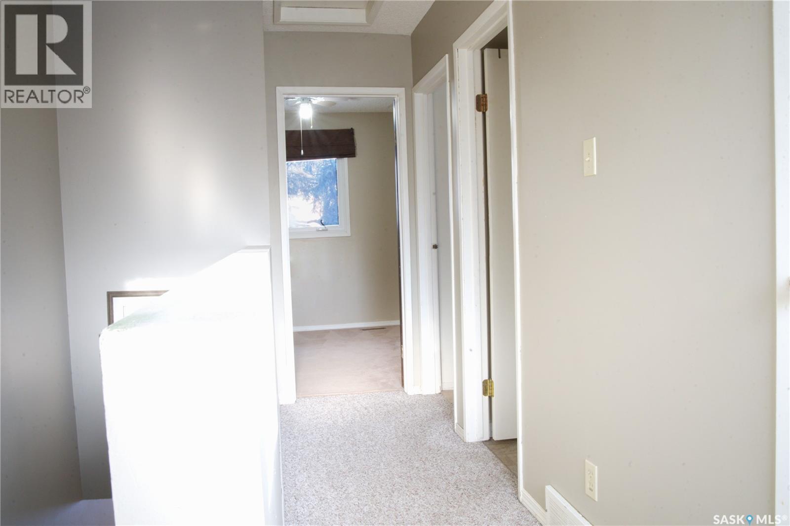 Single Family House 2 Level for Sale in   Haight CRESCENT Saskatoon 