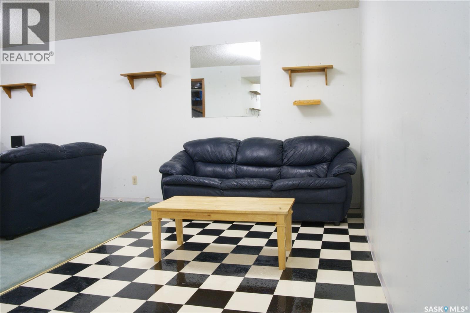 Single Family House 2 Level for Sale in   Haight CRESCENT Saskatoon 