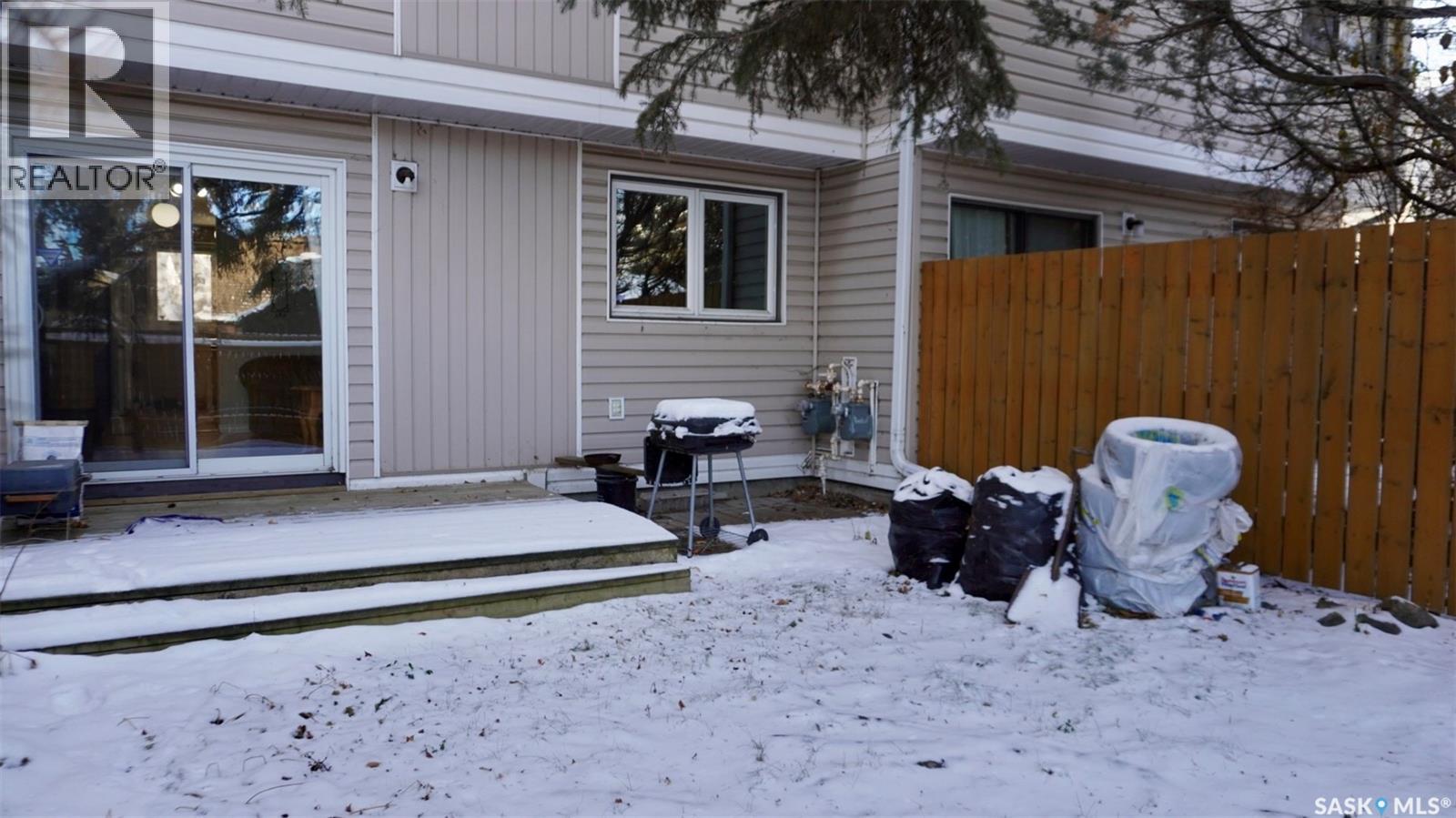 Single Family House 2 Level for Sale in   Haight CRESCENT Saskatoon 