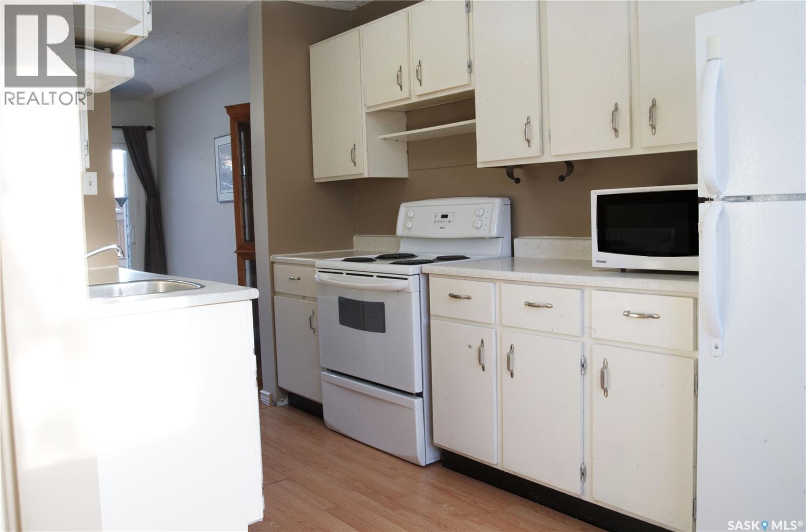 Single Family House 2 Level for Sale in   Haight CRESCENT Saskatoon 