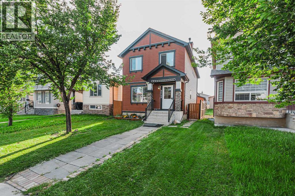 Single Family House for Sale in  Saddlebrook Drive NE Saddle Ridge Calgary 