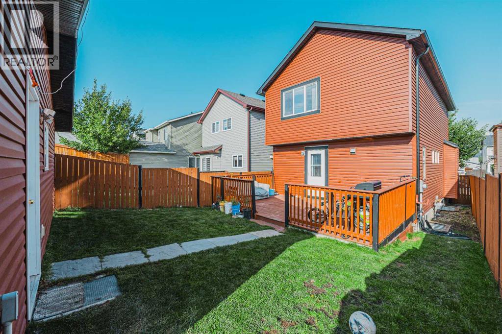 Single Family House for Sale in  Saddlebrook Drive NE Saddle Ridge Calgary 