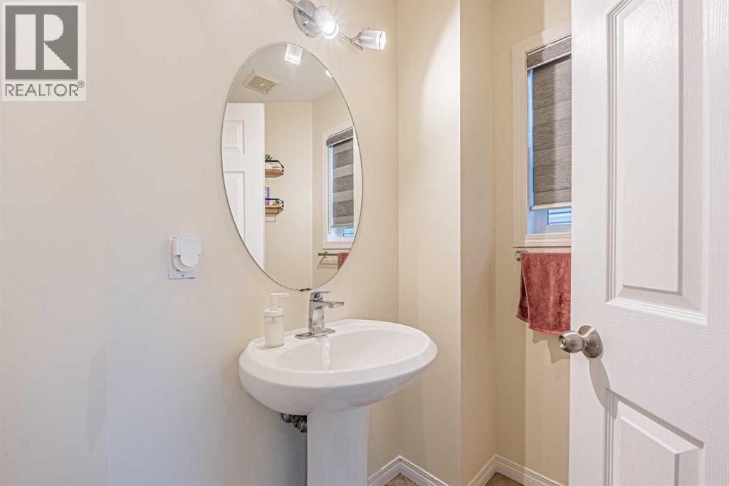 Single Family House for Sale in  Saddlebrook Drive NE Saddle Ridge Calgary 