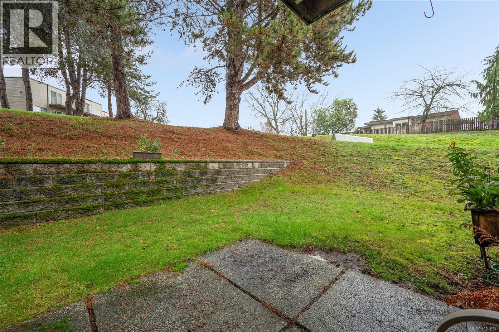 #54 444 BRUCE AVE - 15