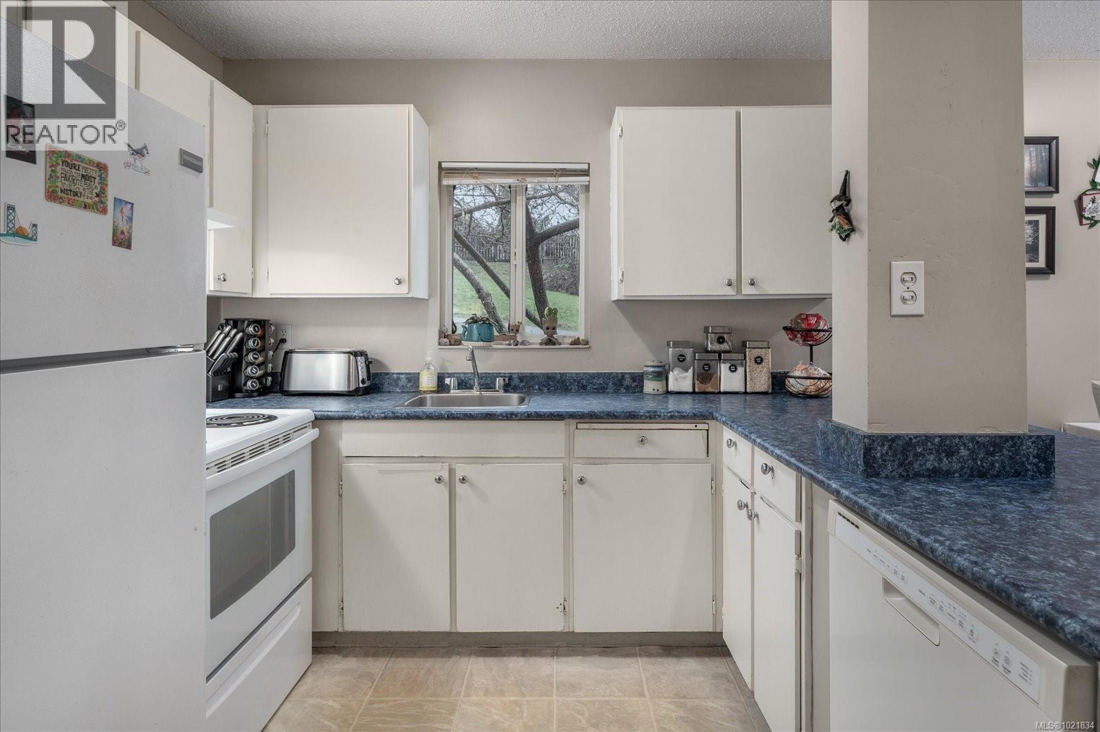 #54 444 BRUCE AVE - 8