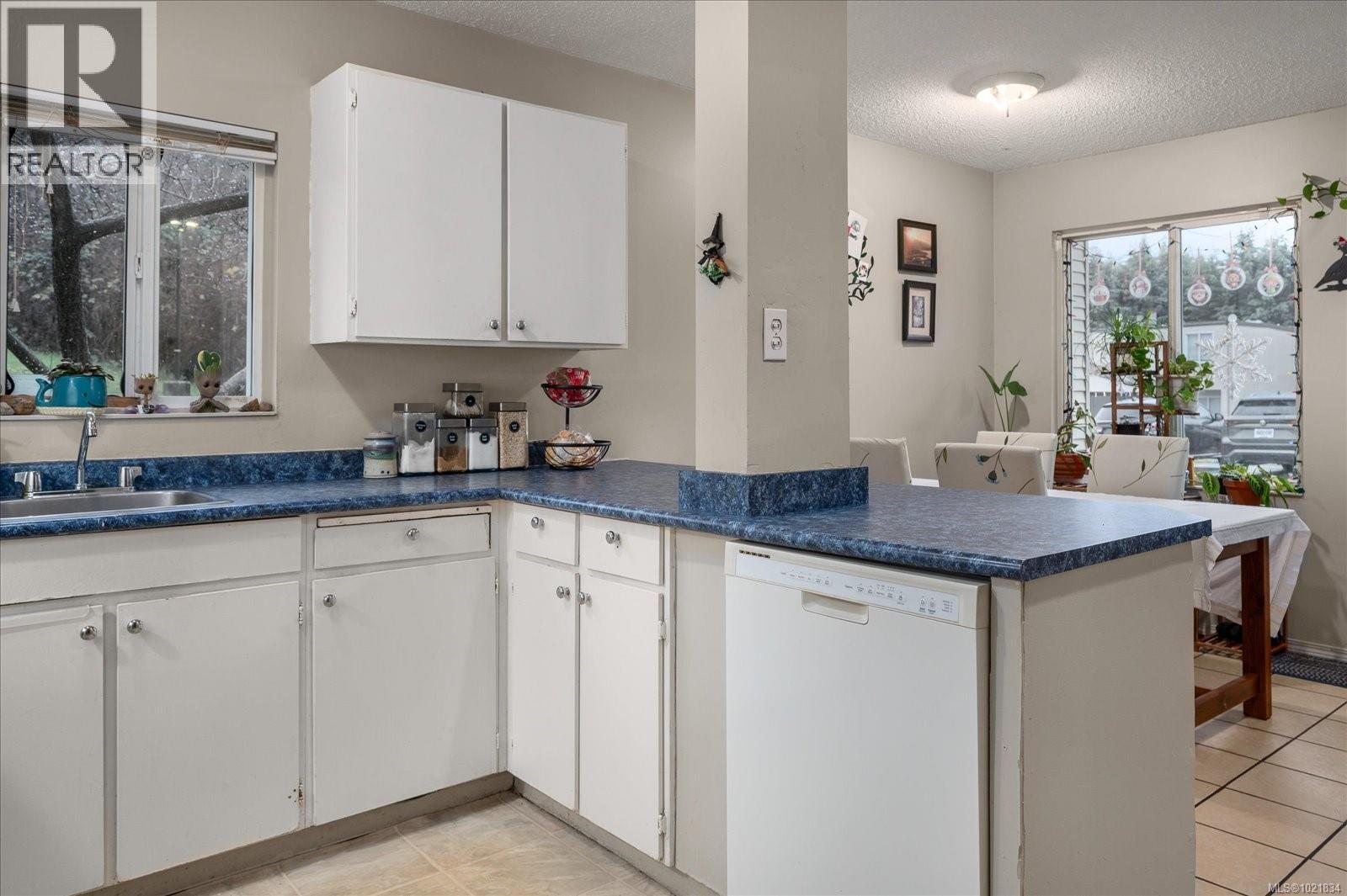 #54 444 BRUCE AVE - 9