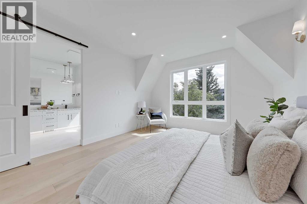 Single Family House for Sale in   Avenue NW Mount Pleasant Calgary 