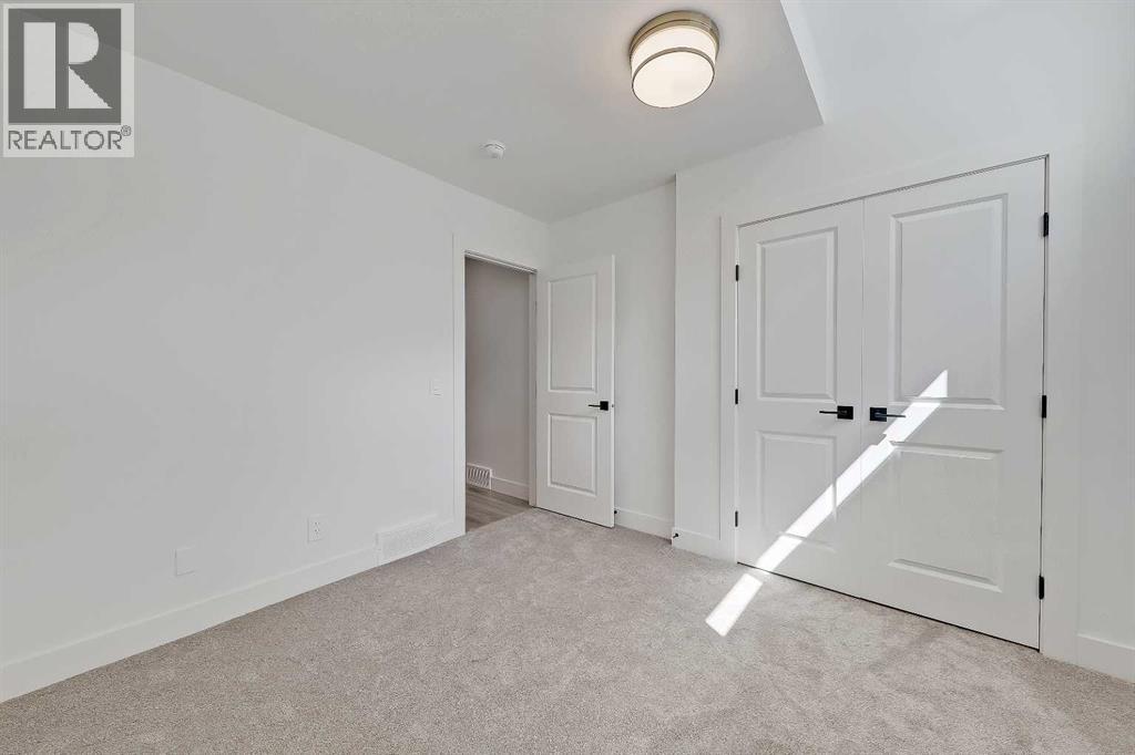 Single Family House for Sale in   Avenue NW Mount Pleasant Calgary 