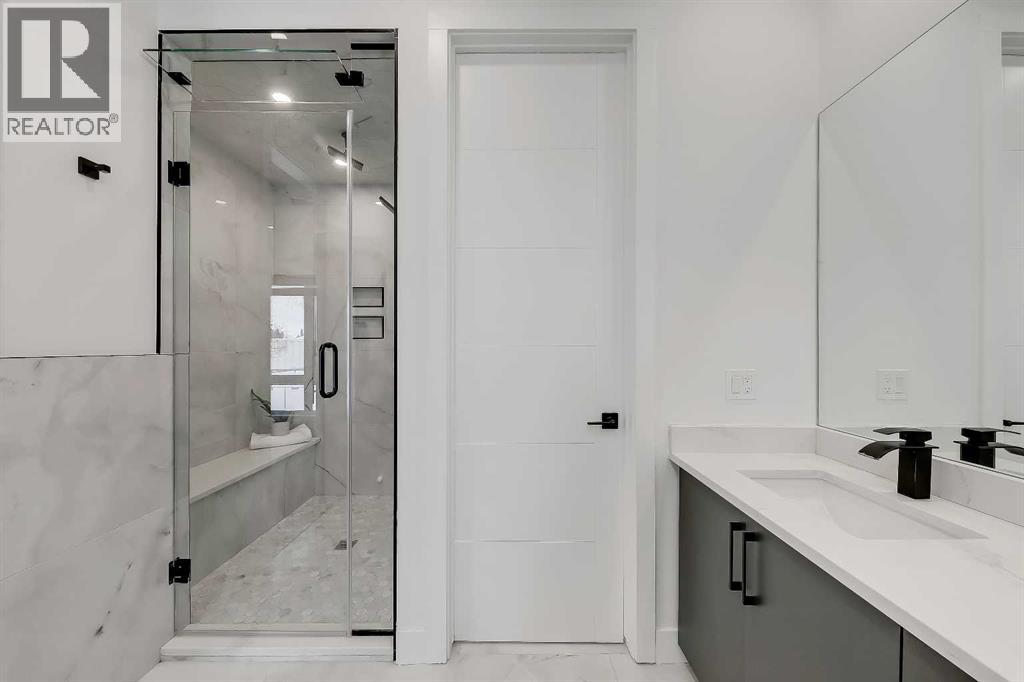 Single Family House for Sale in   Avenue SW Windsor Park Calgary 