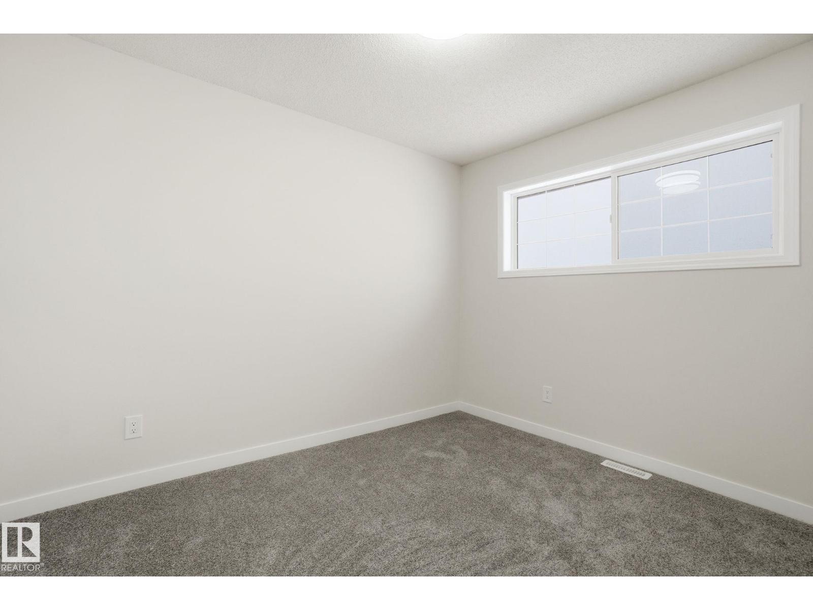 4035 38 ST NW, Edmonton