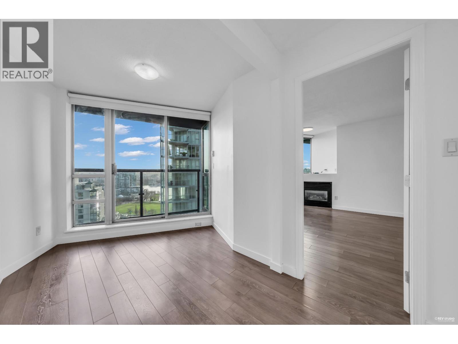 1901 501 PACIFIC STREET, Vancouver