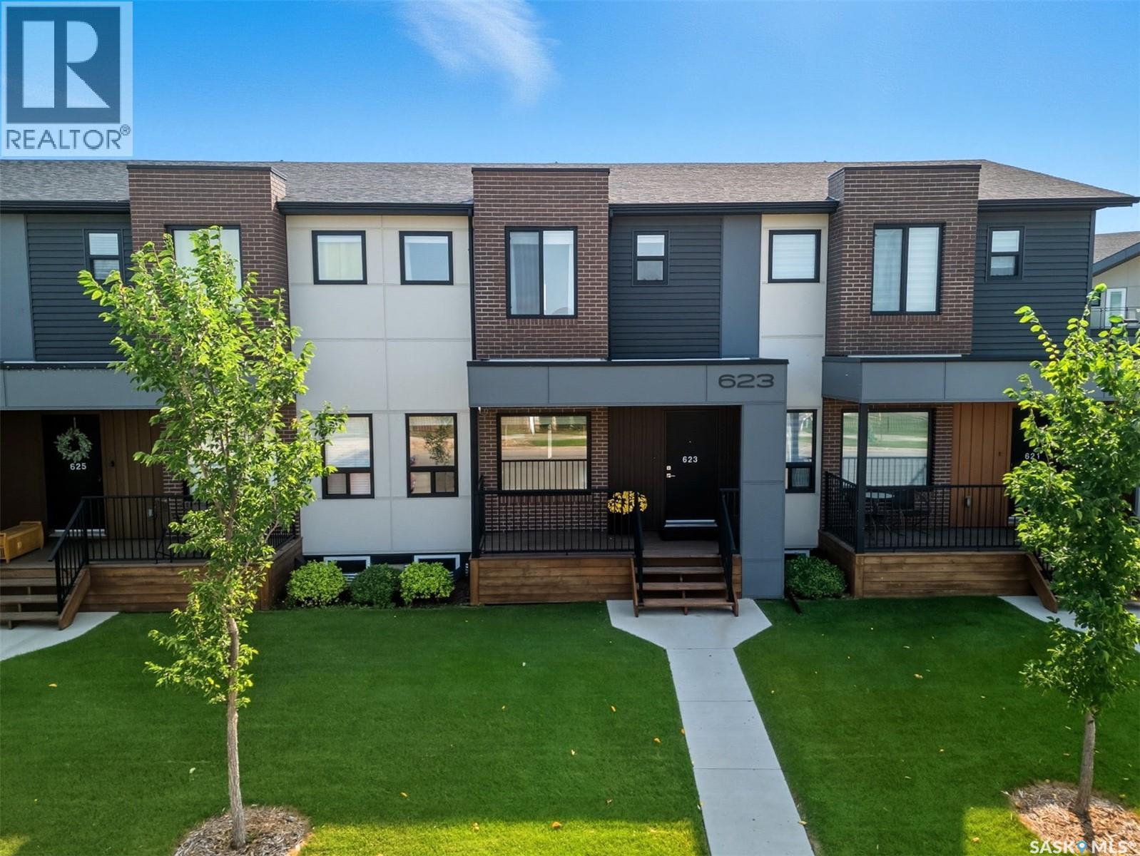 Single Family House 2 Level for Sale in  EVERGREEN BOULEVARD Saskatoon 