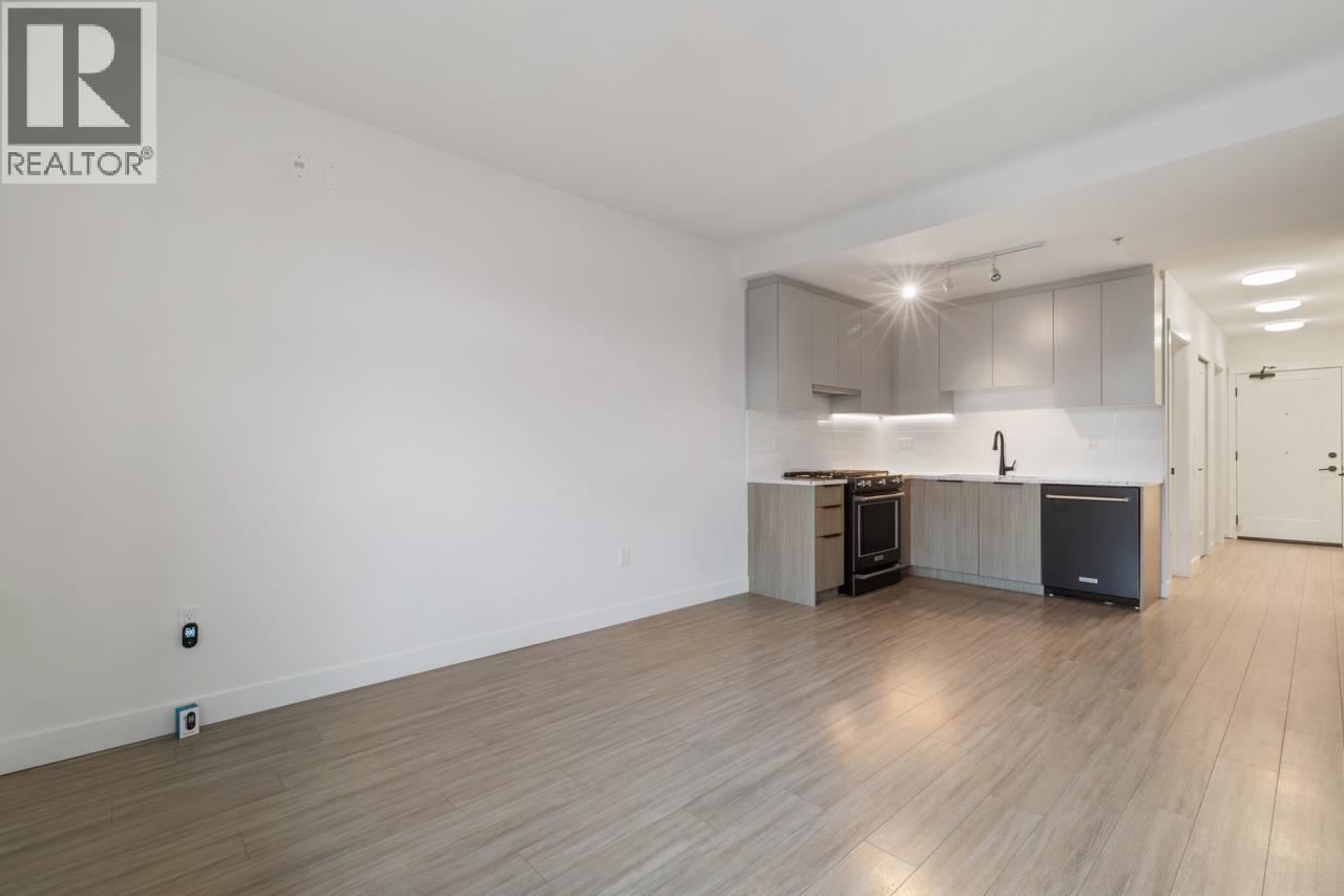 203 2408 GRANT STREET, Vancouver