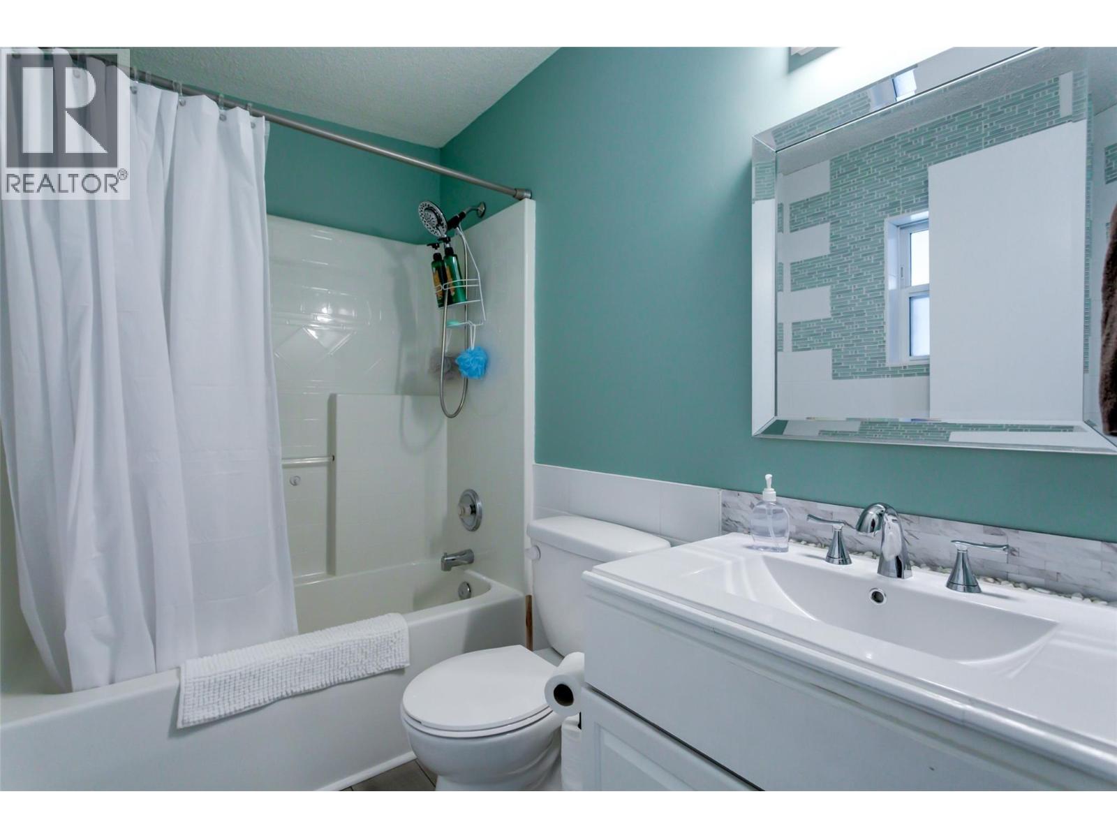 138 2005 Boucherie Road, West Kelowna