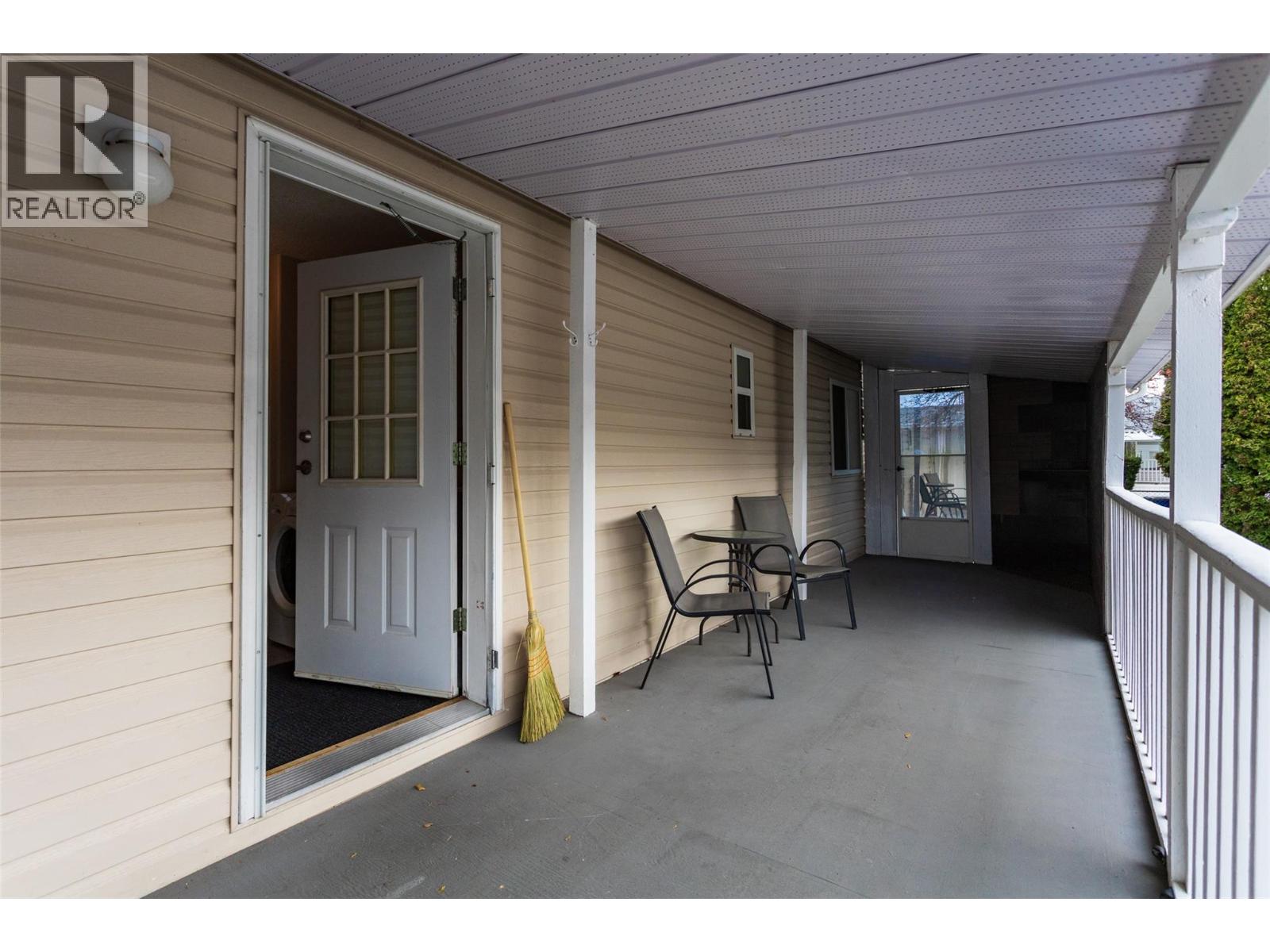 138 2005 Boucherie Road, West Kelowna