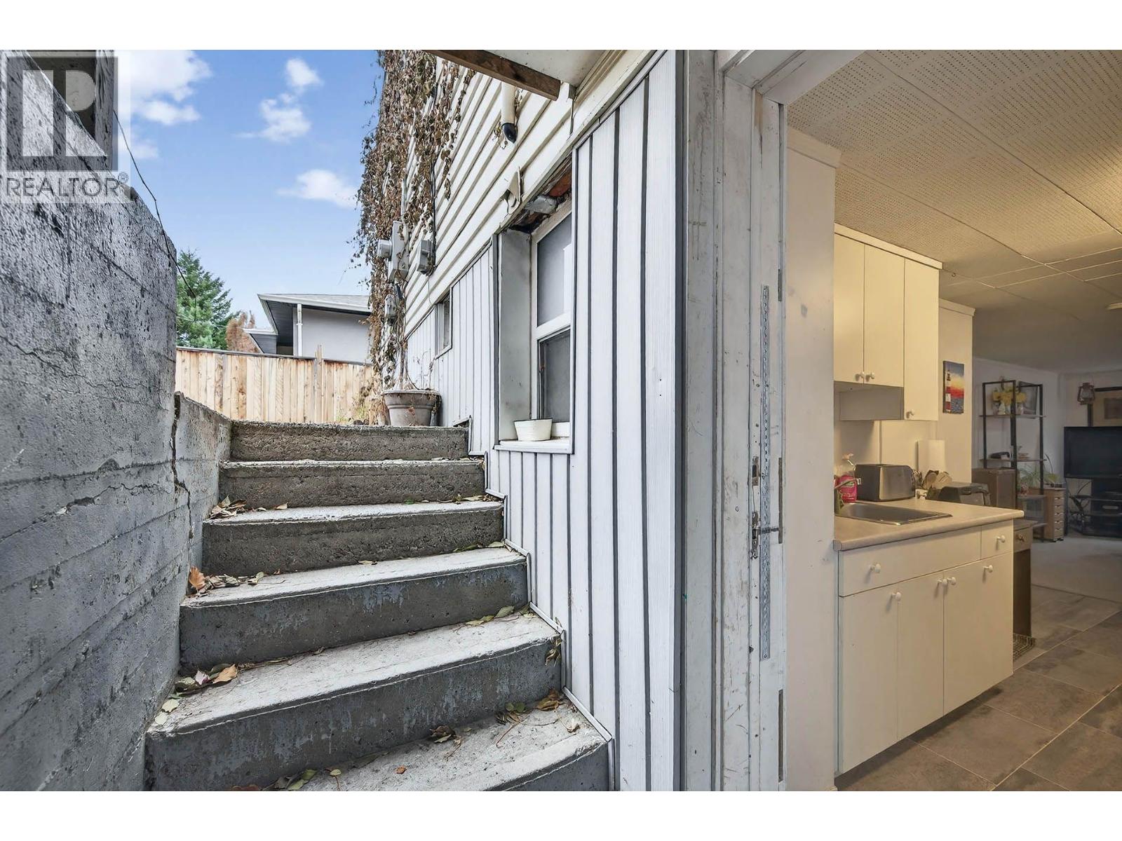 620 FORTUNE DRIVE - 22