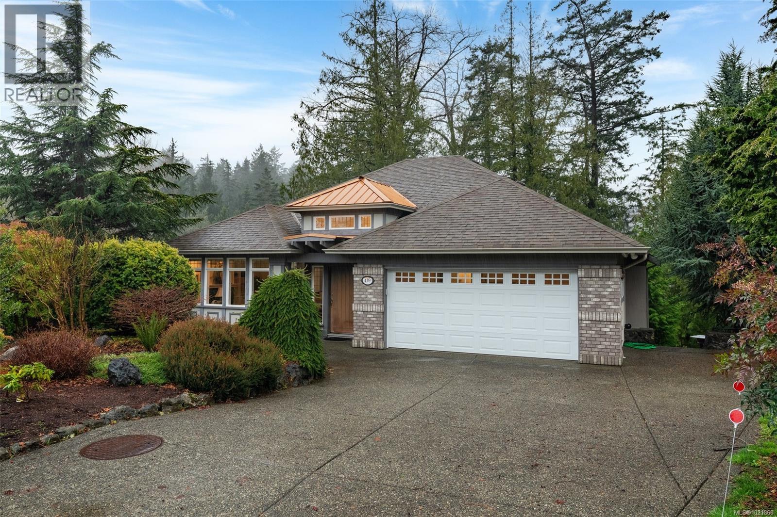  489 Outrigger Loop, Colwood