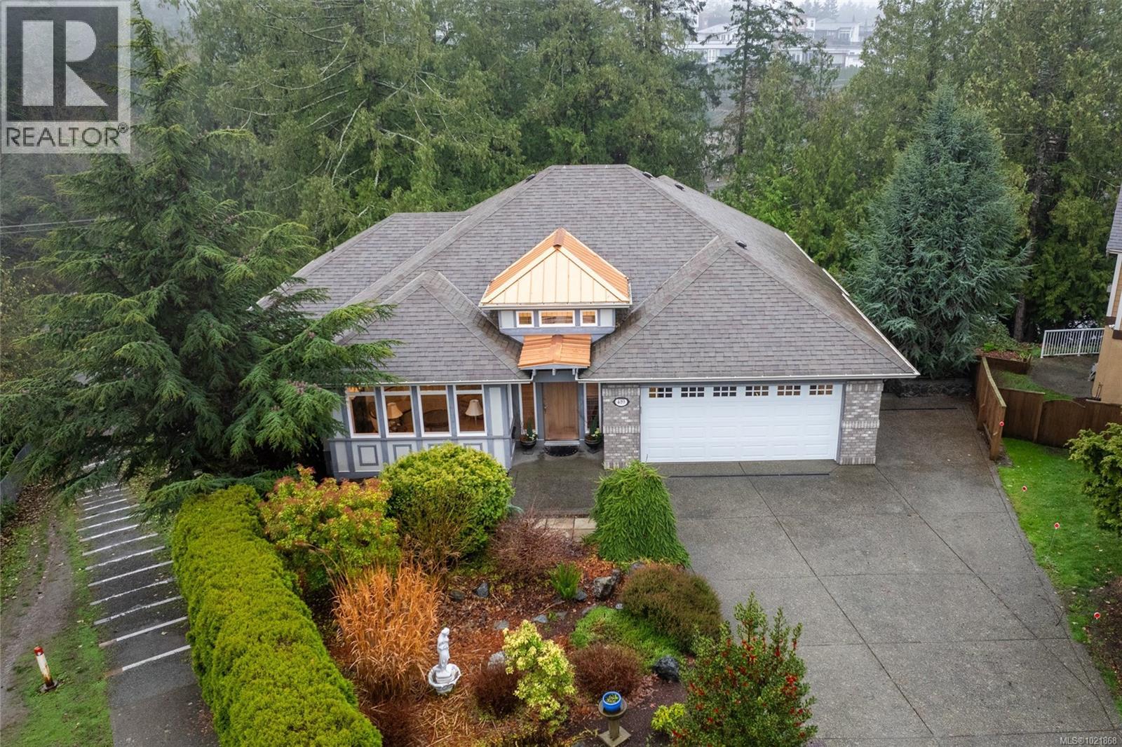 489 Outrigger Loop, Colwood