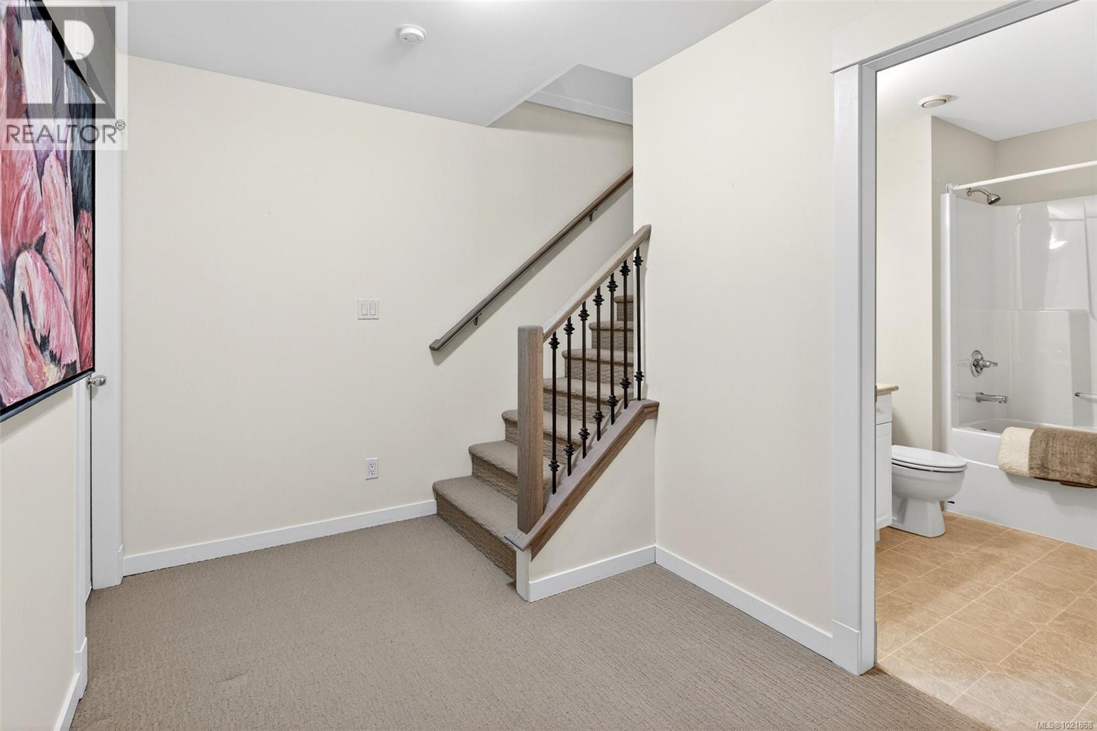 489 Outrigger Loop, Colwood