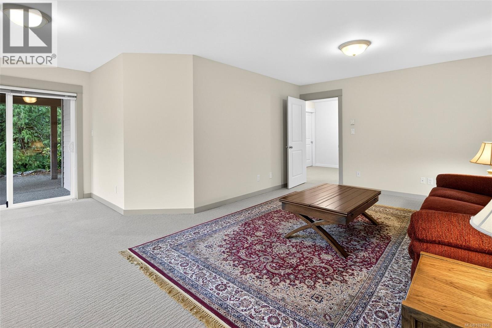 489 Outrigger Loop, Colwood