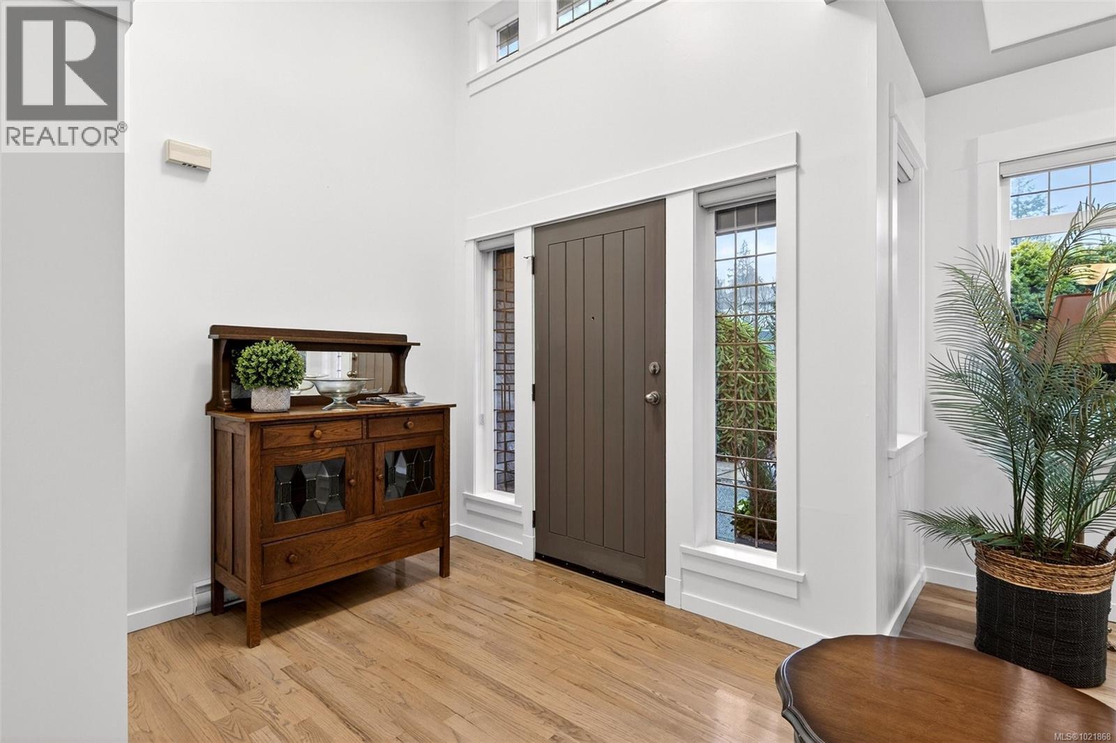 489 Outrigger Loop, Colwood