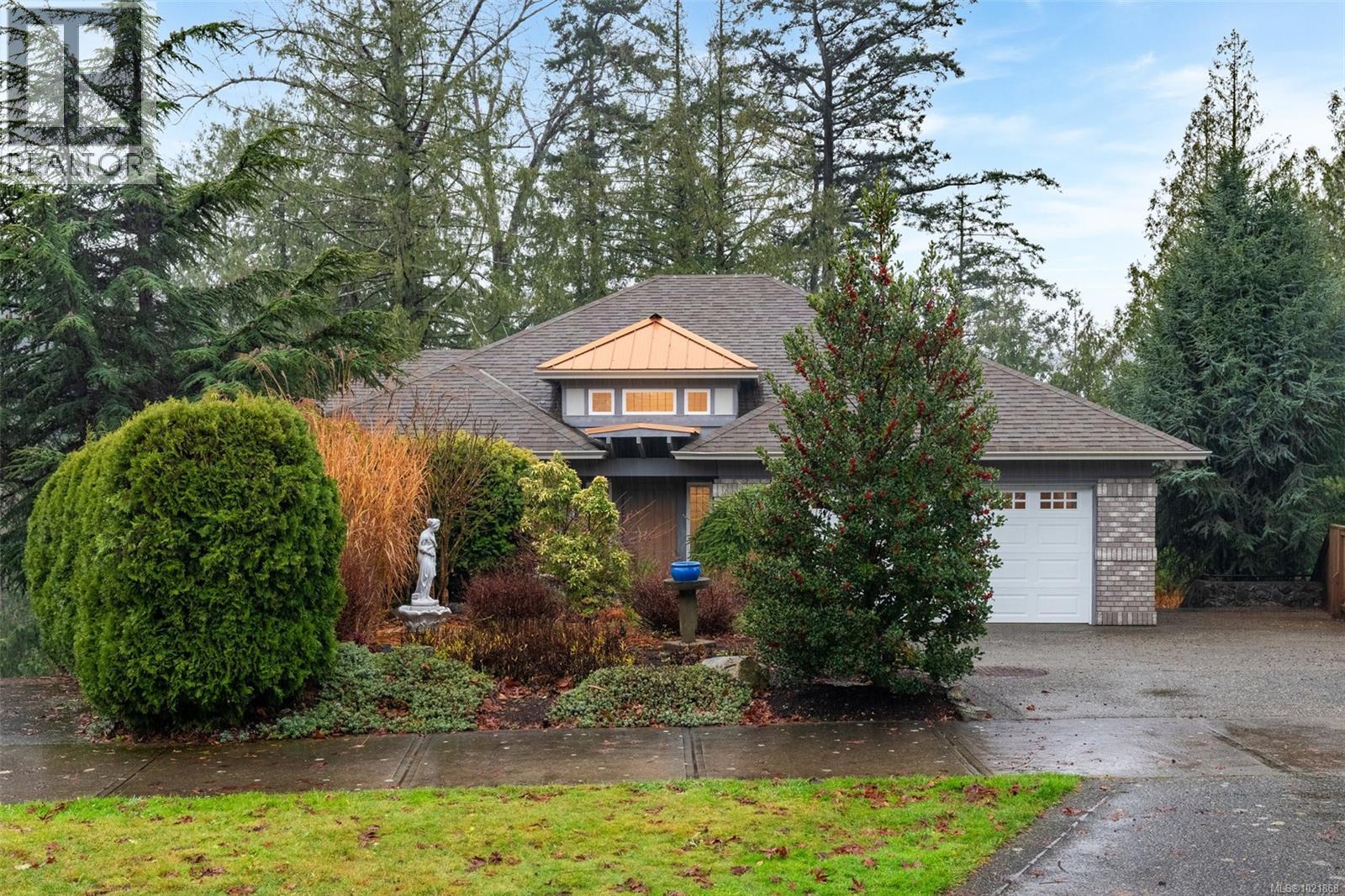 489 Outrigger Loop, Colwood