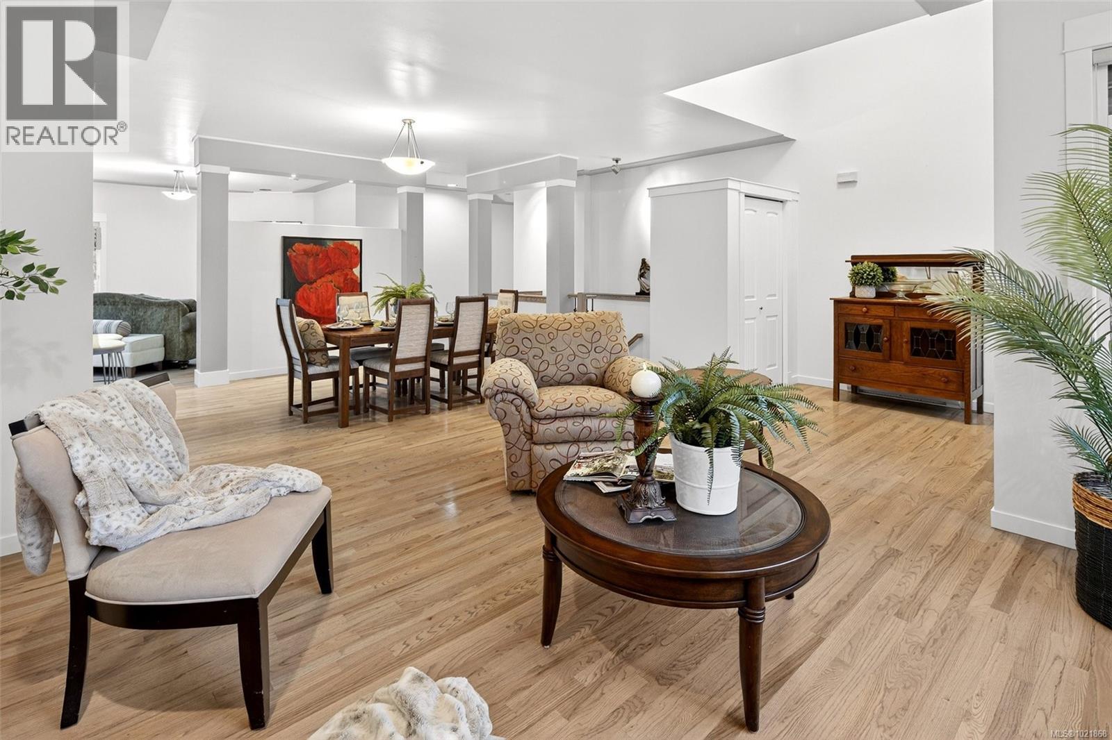 489 Outrigger Loop, Colwood